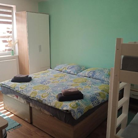 Apartman Laumar 3 Bzenec Exterior photo
